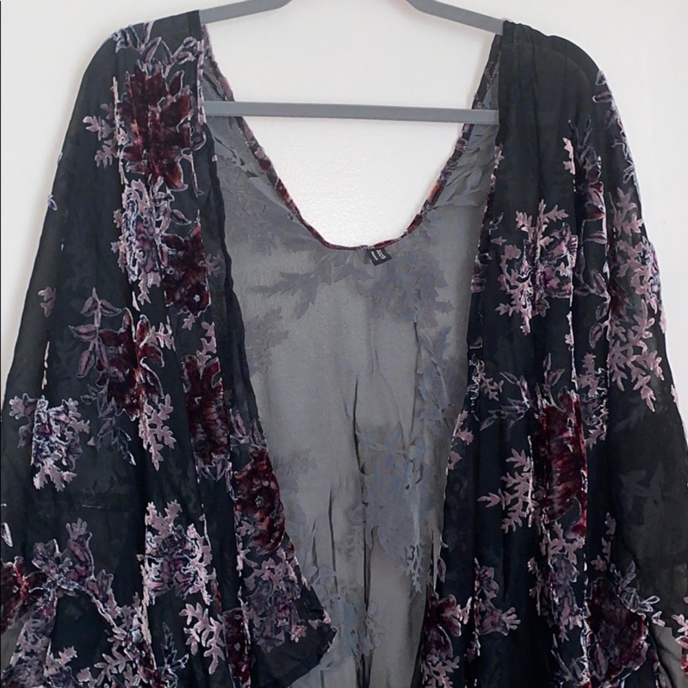 Black Komono With Velvet Design